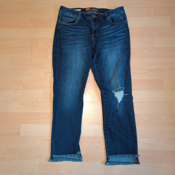 Kut from the Kloth Emma Ankle Straight Leg Distressed Raw Hem Jeans - Picture 2 of 14